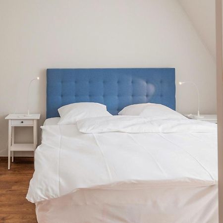 Groote Stuuv Apartment ฮูซุม ภายนอก รูปภาพ